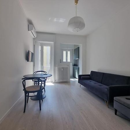 Milan New Apartment In Lively Central Area Екстериор снимка